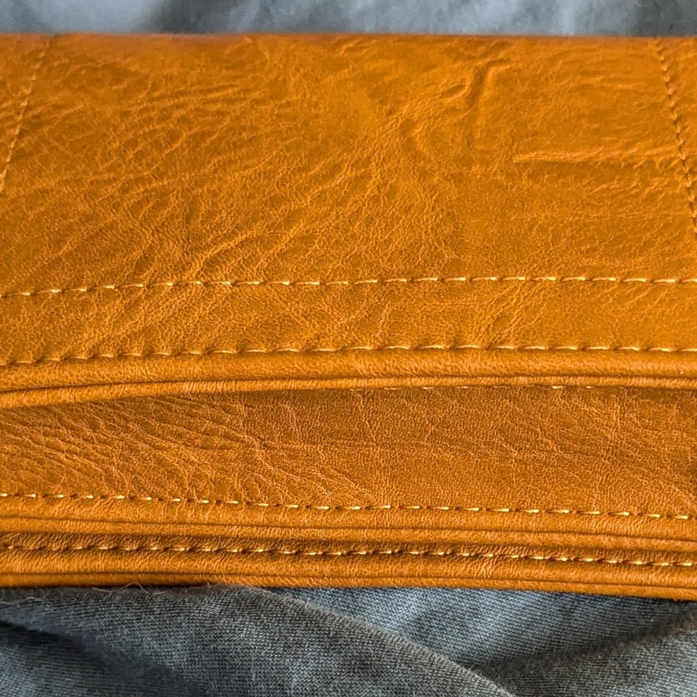 AHDORNED Camel Studded Hobo with Wallet - Picture 4 of 7